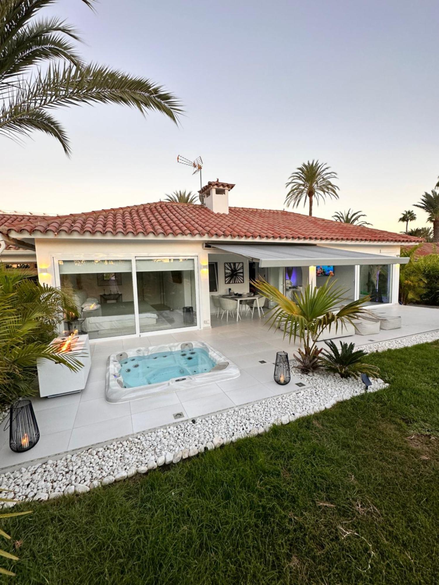 Sun Club P65 Premium Bungalow Maspalomas  Bagian luar foto